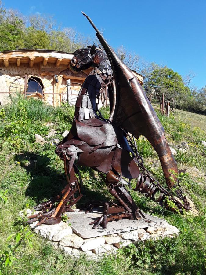 Village.Insolite Montagny-sur-Grosne Exterior foto