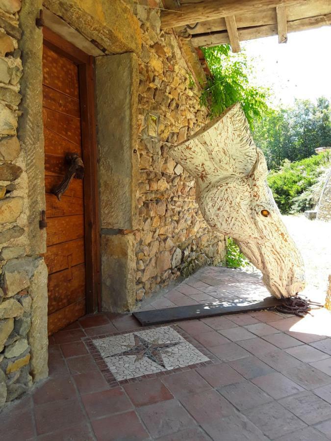 Village.Insolite Montagny-sur-Grosne Exterior foto